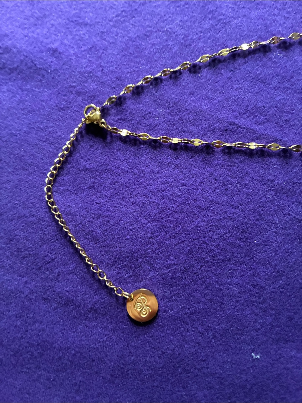 Plunder Gold-Tone Oval Mother-of-Pearl Star Pendant Necklace - Gold, White - Picture 2 of 2